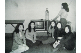  전교생의 대부분을 수용할 수 있었던 기숙사 (1970년대 초반)