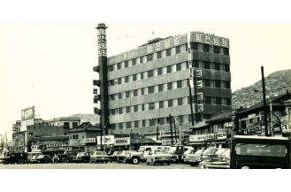 춘해간호학교의 제2 부속병원으로 개원한 춘해범천병원(1971.3.1)